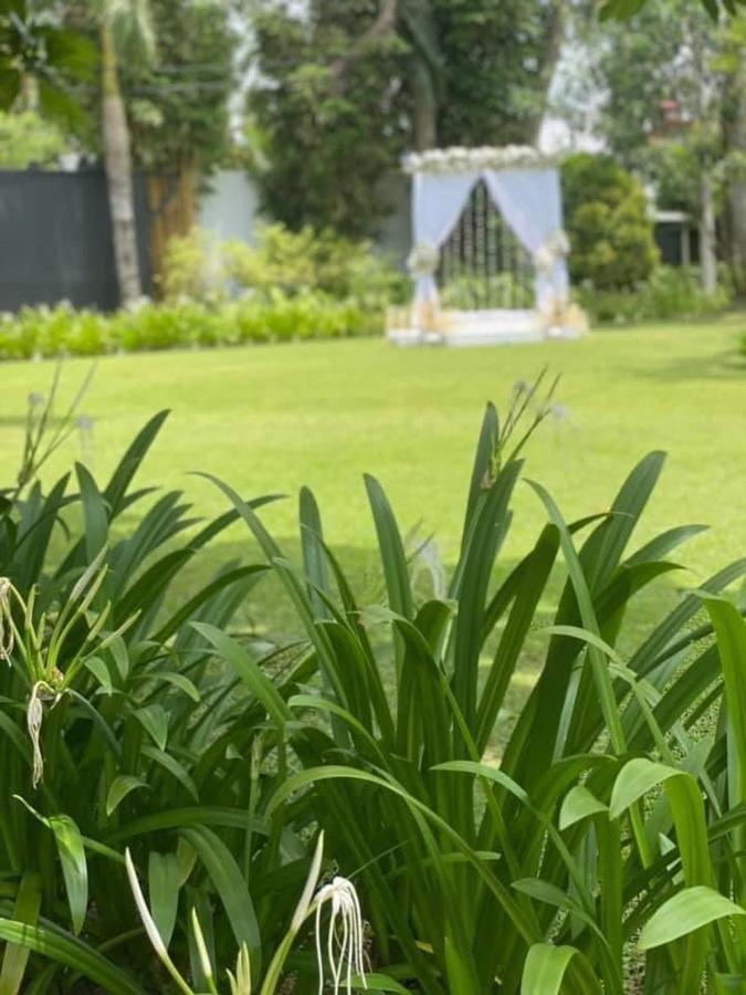 Villa Crystals Malabe Luaran gambar