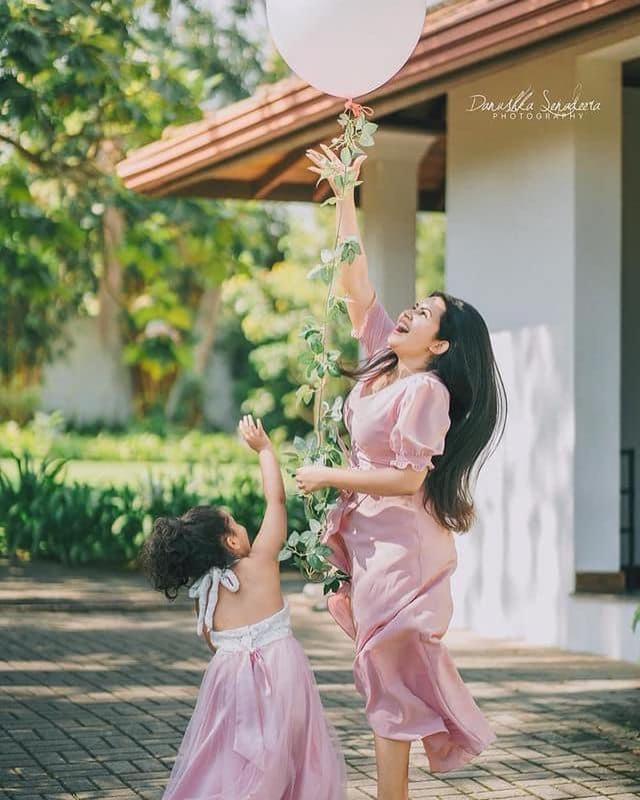 Villa Crystals Malabe Luaran gambar