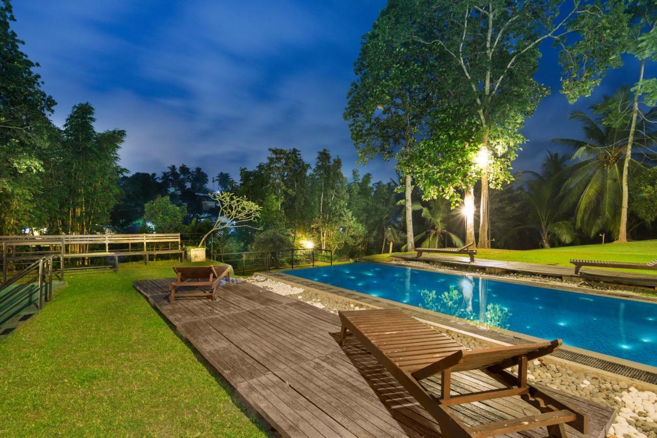 Villa Crystals Malabe Luaran gambar